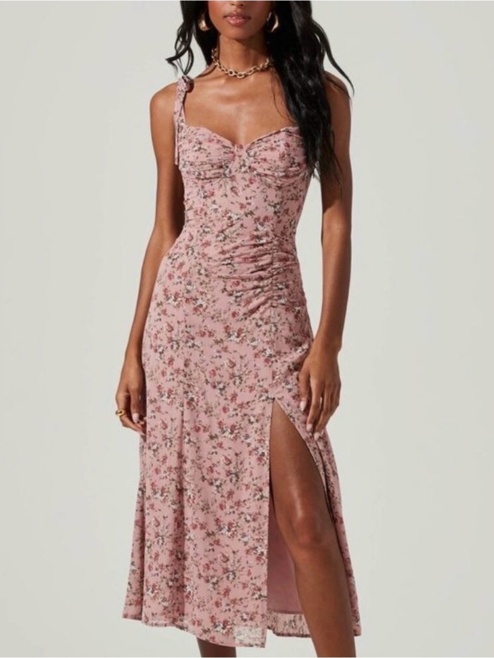 ASTR the Label Pink Floral Ruched Midi Dress Side Slit Size XS Feminine Revolve